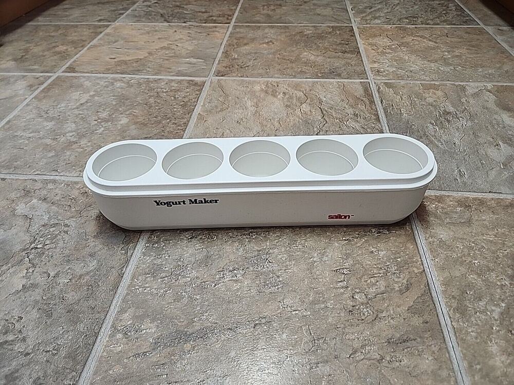Salton Yogurt Maker Base Cooker ONLY Model GM-5W Thermostat Controlled White